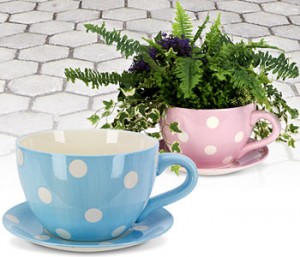 oversized-cup-planters_main Shabby chic cup style planter